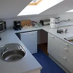 In With Wi-fi 度假居 *